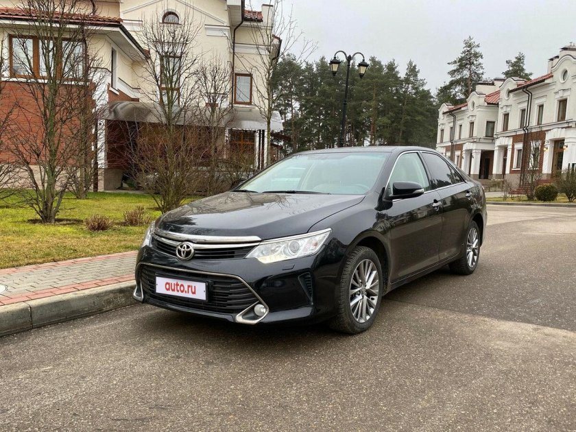 Toyota Camry VII (xv50)