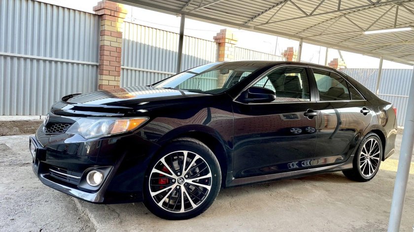 Toyota camry xv50 r20