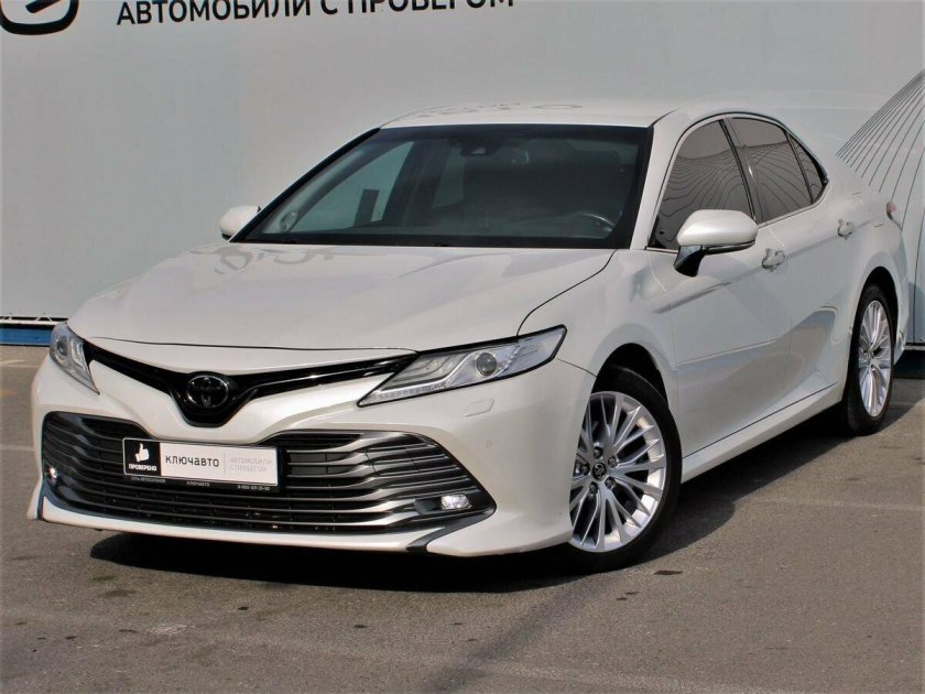 Почему нет Камри 60