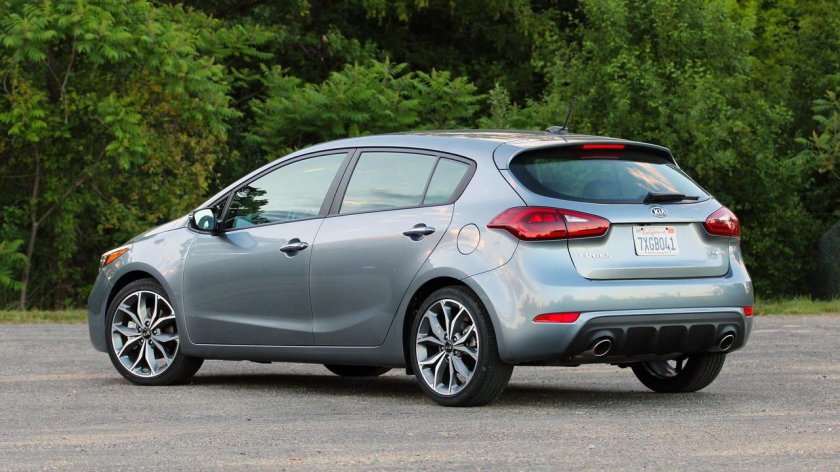 Kia Forte хэтчбек
