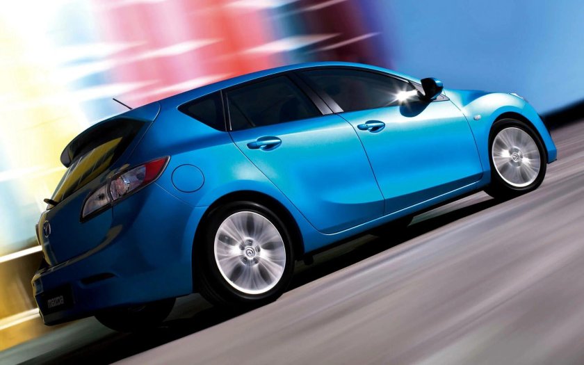 Mazda 3 2009 хэтчбек