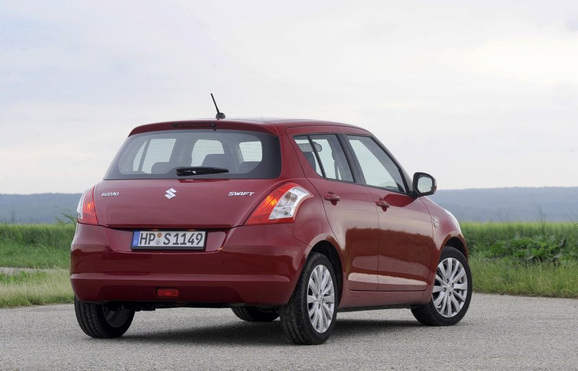Suzuki swift 2011