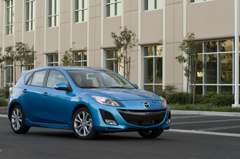 Mazda 3 III