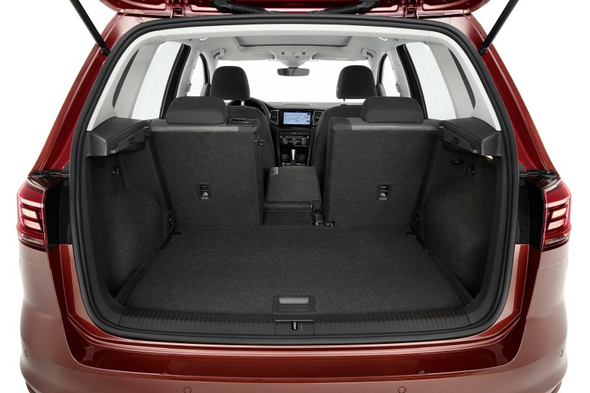 Golf Sportsvan багажник