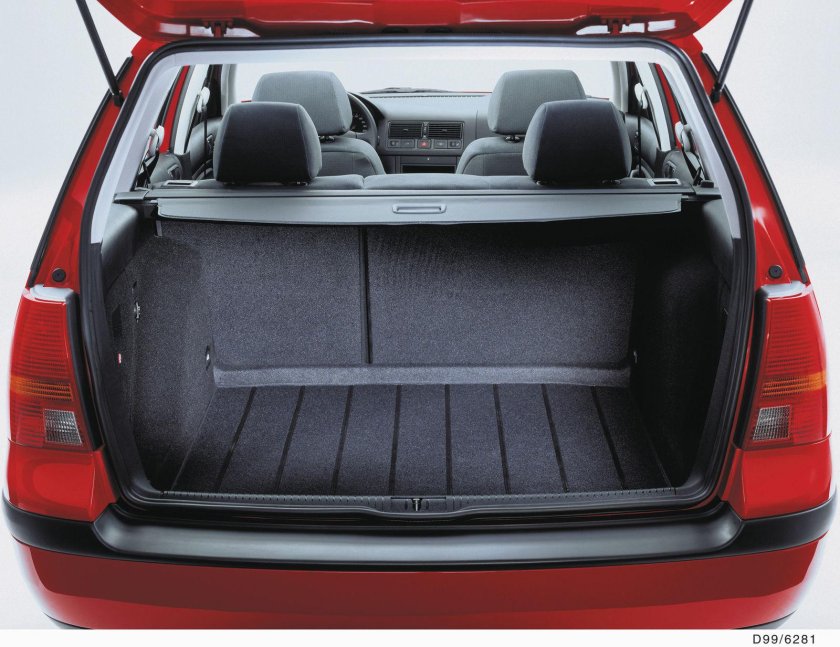 Volkswagen Golf 3 багажник