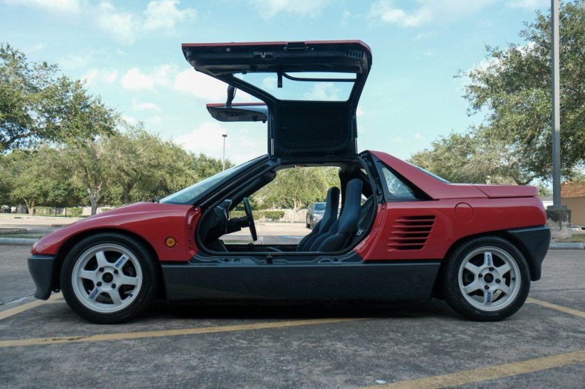 Autozam az-1