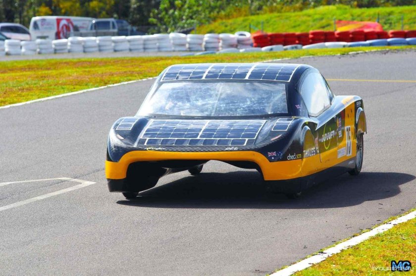 Мэд дог 2 автомобиль на солнечных батареях