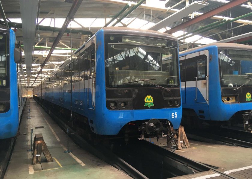 Новые составы метро