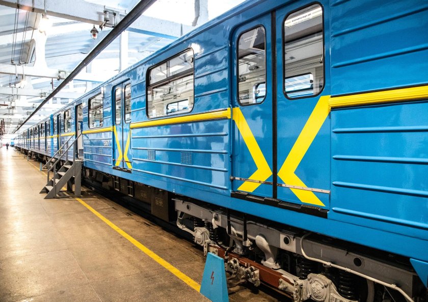 Киевский метрополитен 81 717