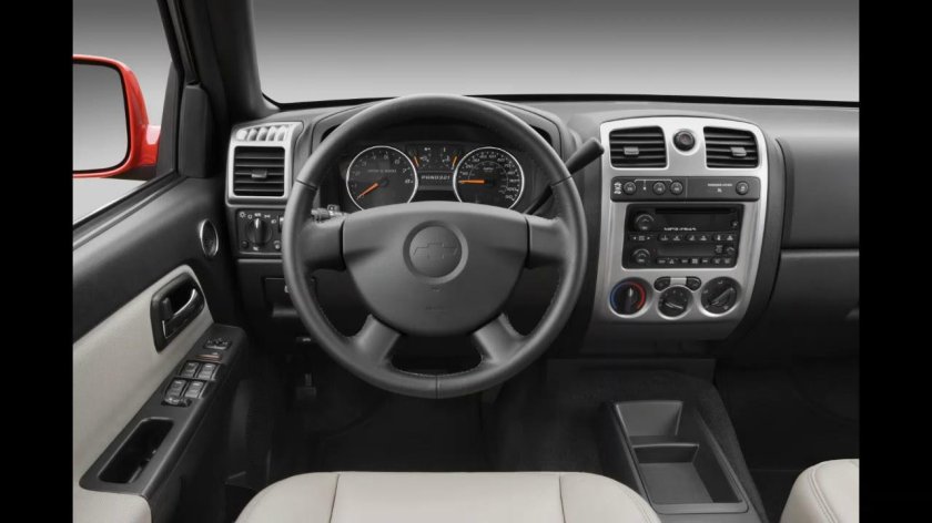 Chevrolet Colorado 2008 салон