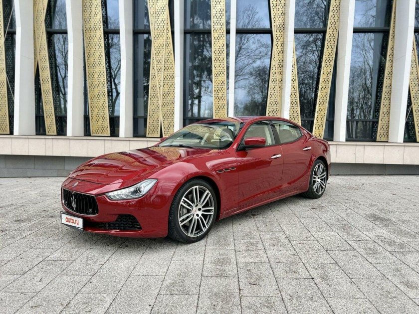 Maserati ghibli iii 2013