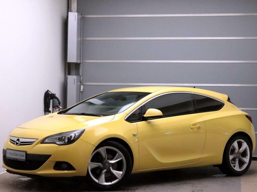 Opel astra gtc j