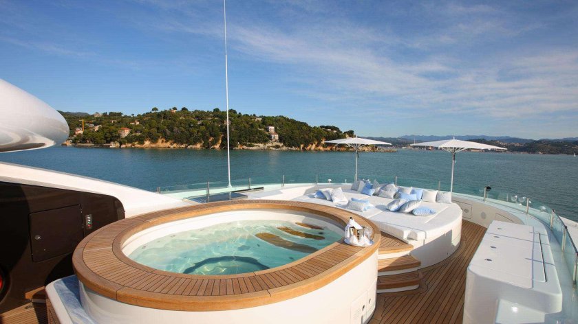 Джакузи на яхте
