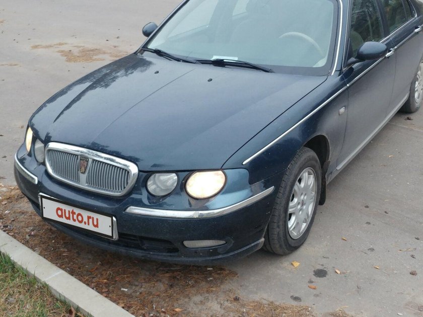 Ровер седан 2000