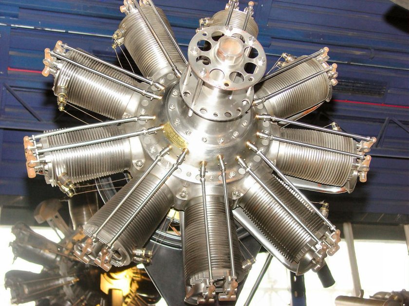 Двигатель вертолета