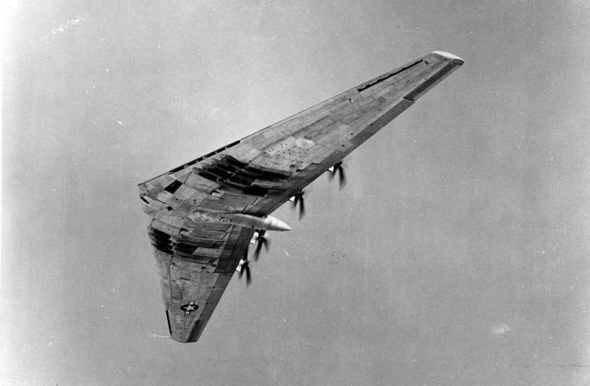 Бомбардировщик Нортроп YB-49