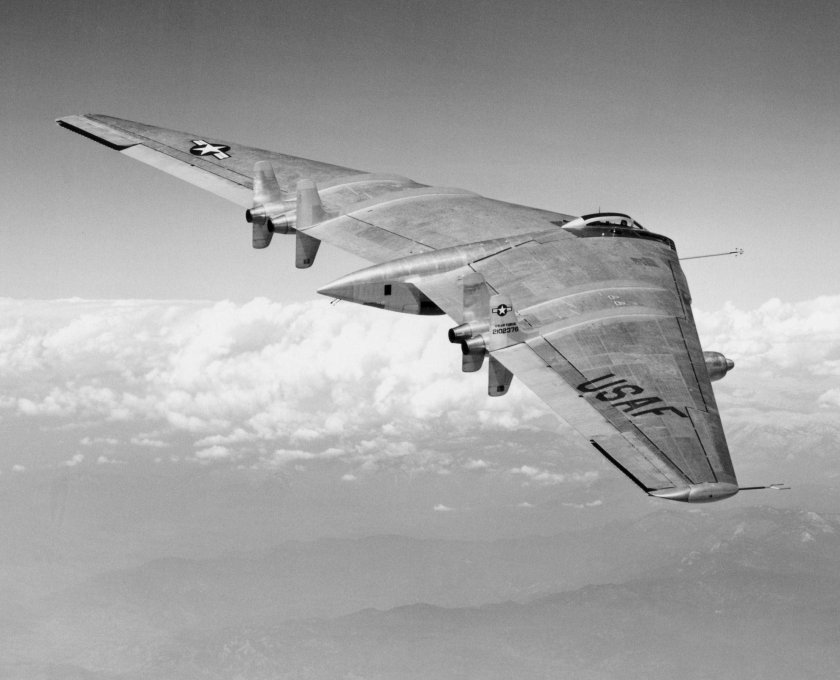 Бомбардировщик нортроп yb-49