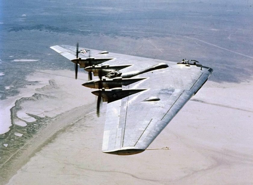 Бомбардировщик Нортроп YB-49