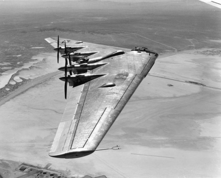 Самолет Northrop XB-35