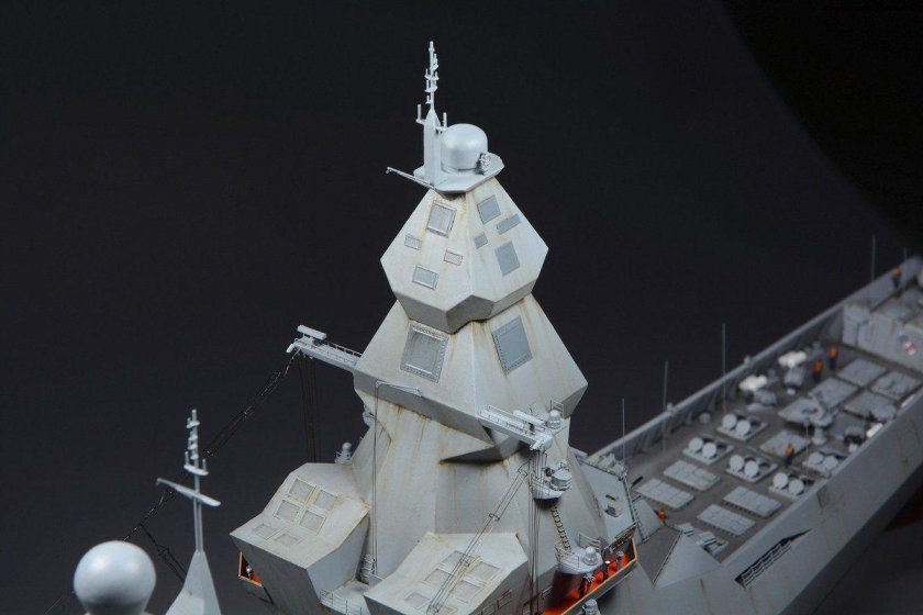 Эсминец Лидер 23560