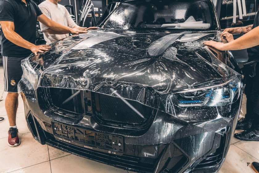 Оклейка полиуретановой пленкой