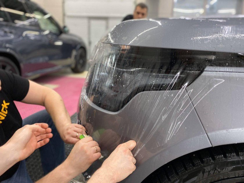 Оклейка полиуретановой пленкой