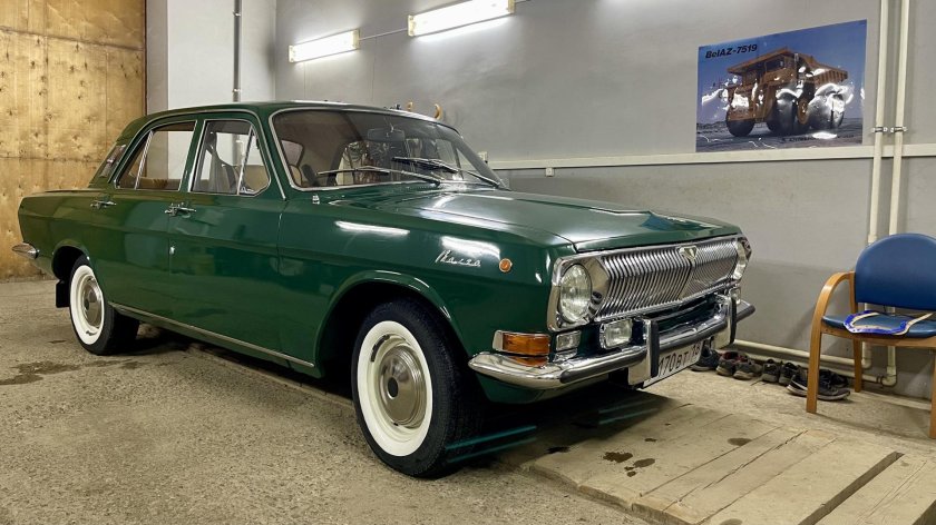 Газ 24 волга зеленая