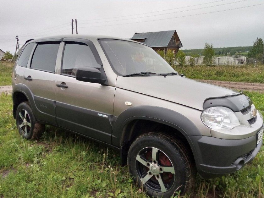 Шевроле Нива 2013 Аустер