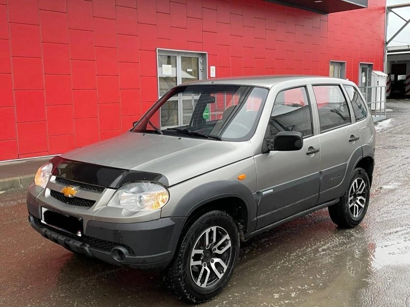 Chevrolet niva 2012