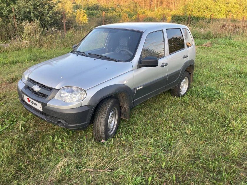 Шевроле Нива 2012