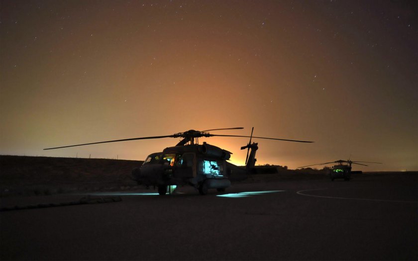Sikorsky uh-60 Black Hawk