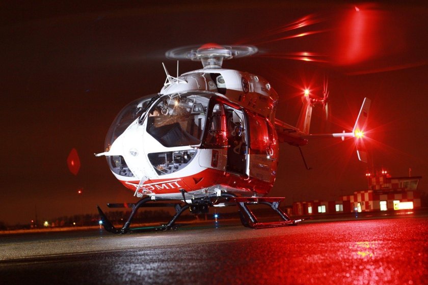 Санитарный вертолет мац