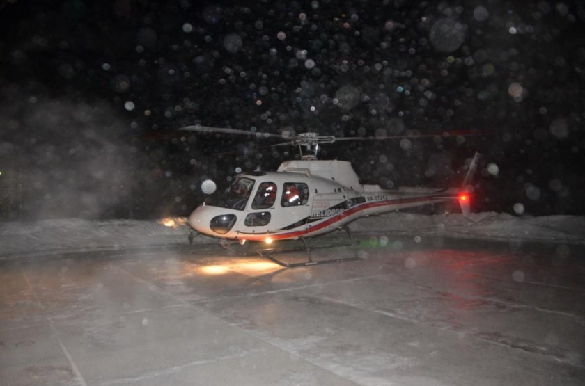 Вертолет зимой