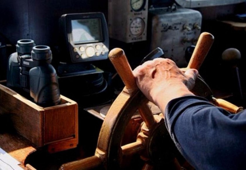 Руки на штурвале