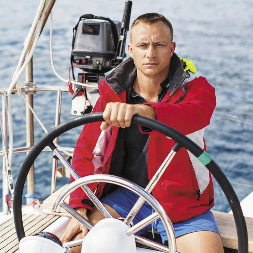 Человек за штурвалом