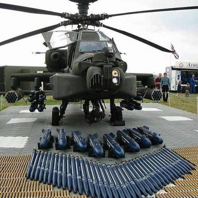 Вертолет боевой