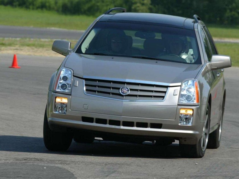 Кадиллак SRX 2004
