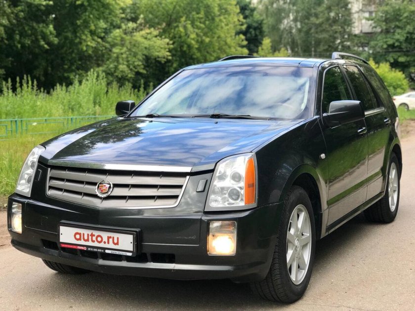 Cadillac SRX 2004