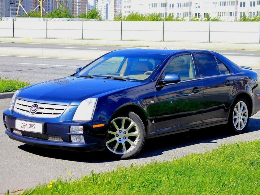 Кадиллак STS 2005