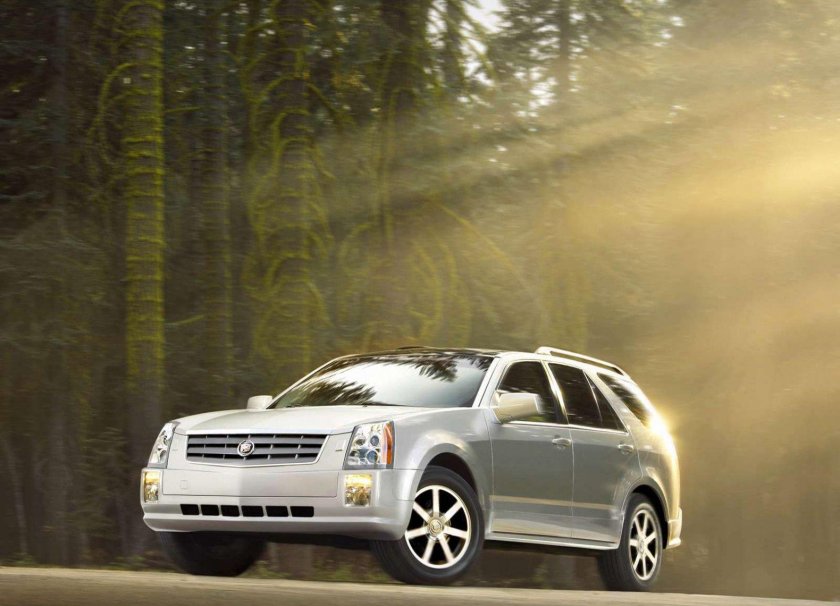 Cadillac SRX 2004