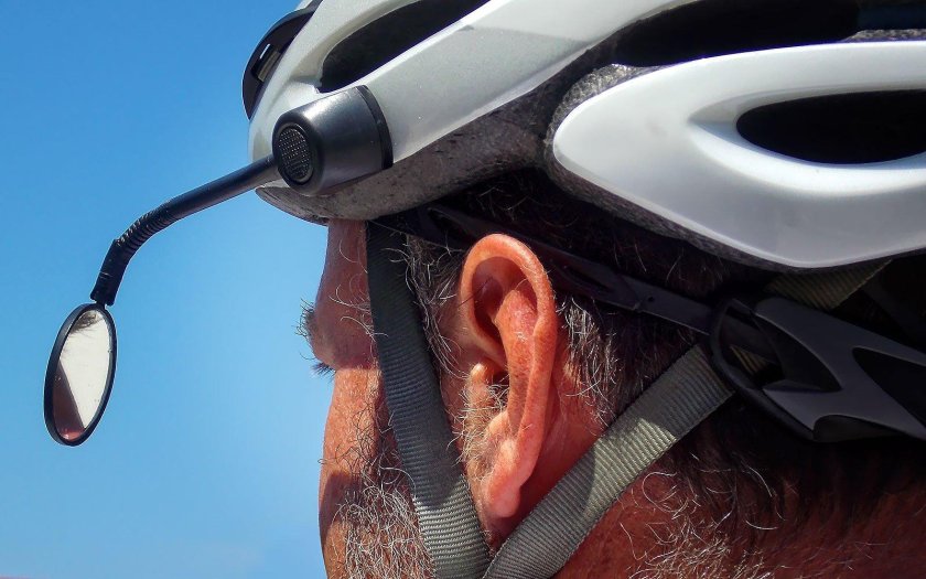 Зеркало на велошлем