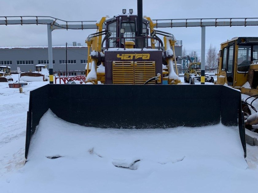 Новый бульдозер четра