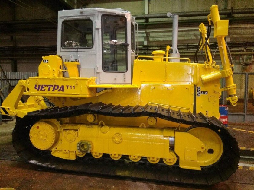Бульдозер ЧЕТРА т11