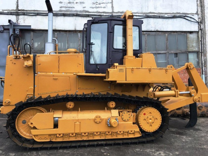 Трактор т-15.01 ЯБР-1