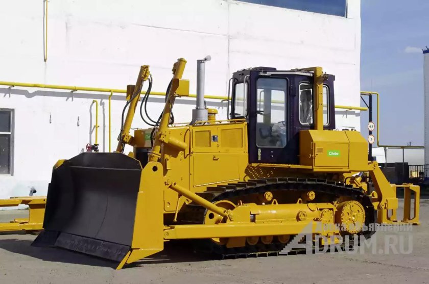 Колесный бульдозер ЧЕТРА