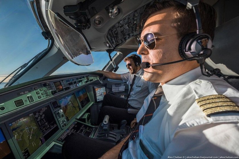 Одиссей Богданов пилот