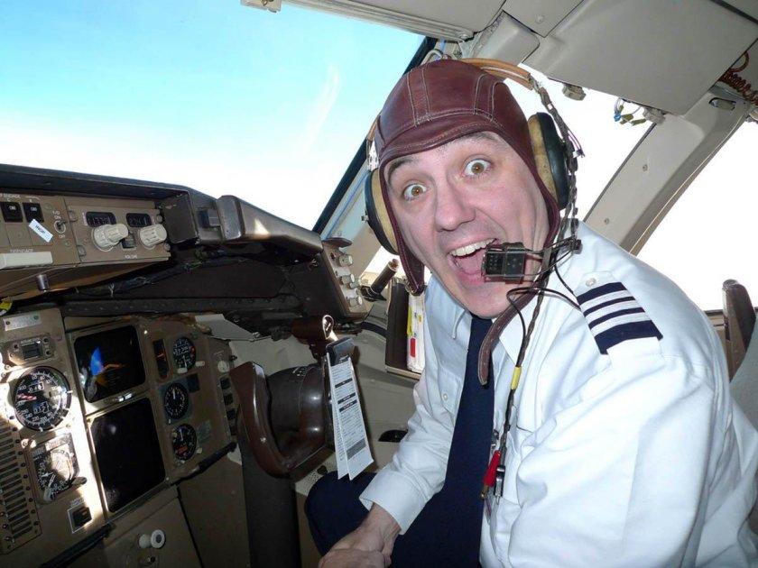 Тим Ланкастер пилот