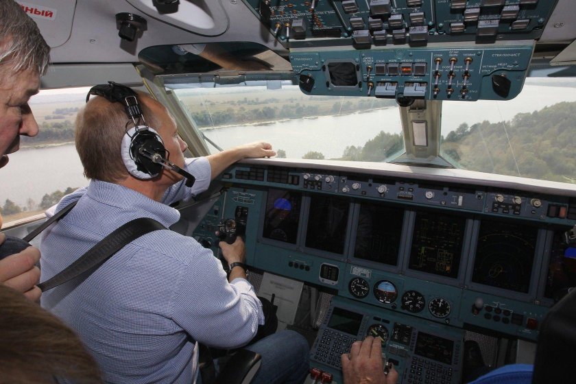 Бе-200 кабина