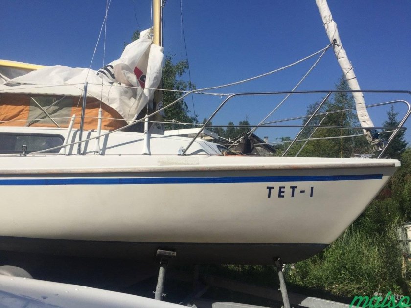 Яхта albin vega 27