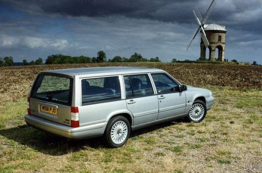 Volvo 960 Wagon